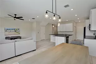 2138 S Appleton Cir S, Oakland Park, FL 33309 - Photo 23