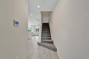 2138 S Appleton Cir S, Oakland Park, FL 33309 - Photo 5