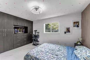 18725 SW 218th St, Miami, FL 33170 - Photo 25