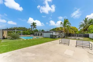 18725 SW 218th St, Miami, FL 33170 - Photo 37