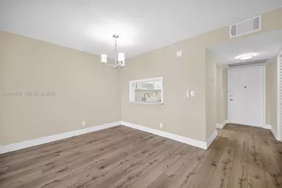 215 SE 3rd Ave #206B, Hallandale Beach, FL 33009 - Photo 5