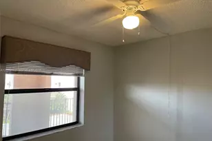 2711 NW 104th Ave, Sunrise, FL 33322 - Photo 13