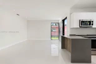 1216-1218 NE 112th St, Miami, FL 33161 - Photo 5