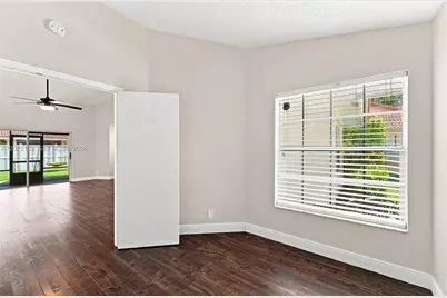 10425 NW 9th Mnr, Coral Springs, FL 33071 - Photo 15