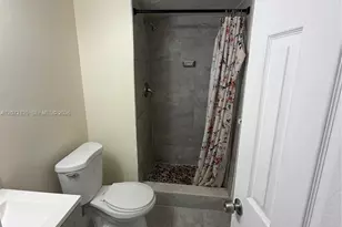 241 SE 9th Ave, Pompano Beach, FL 33060 - Photo 11