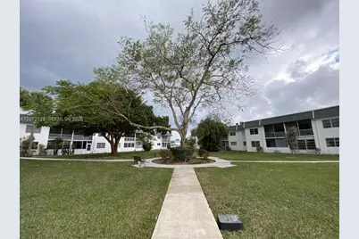 6505 Winfield Blvd #B-25, Margate, FL 33063 - Photo 3