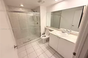 2775 NE 187th St, Aventura, FL 33180 - Photo 17