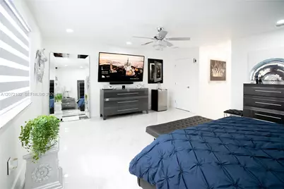 942 NW 133rd Ct, Miami, FL 33182 - Photo 9
