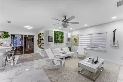 942 NW 133rd Ct, Miami, FL 33182 - Photo 31