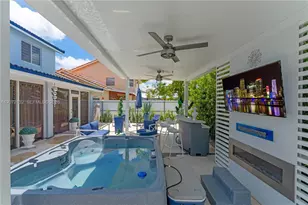 942 NW 133rd Ct, Miami, FL 33182 - Photo 47
