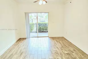 220 SW 116th Ave, Pembroke Pines, FL 33025 - Photo 5