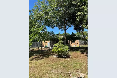 143 SW 22nd Ter, Fort Lauderdale, FL 33312 - Photo 51