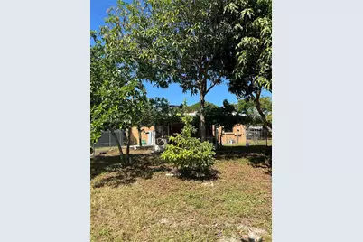 143 SW 22nd Ter, Fort Lauderdale, FL 33312 - Photo 49
