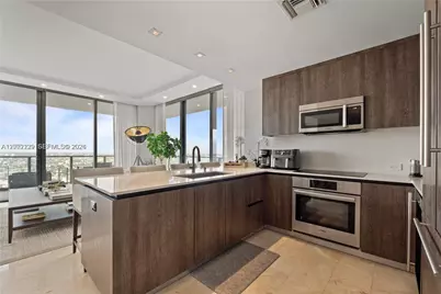 88 SW 7th St #3412, Miami, FL 33130 - Photo 11