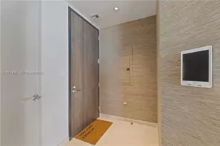 88 SW 7th St, Miami, FL 33130 - Photo 39