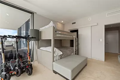 88 SW 7th St #3412, Miami, FL 33130 - Photo 27