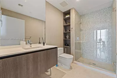 88 SW 7th St #3412, Miami, FL 33130 - Photo 29