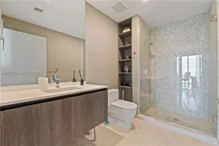 88 SW 7th St, Miami, FL 33130 - Photo 27