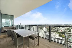 88 SW 7th St, Miami, FL 33130 - Photo 33