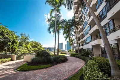2500 Parkview Dr #1004, Hallandale Beach, FL 33009 - Photo 35