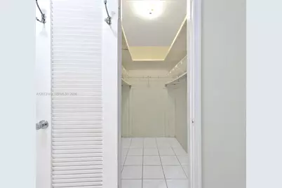 7102 NW 71st St, Tamarac, FL 33321 - Photo 15