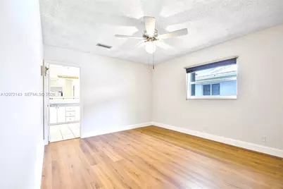 7102 NW 71st St, Tamarac, FL 33321 - Photo 11