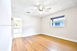 7102 NW 71st St, Tamarac, FL 33321 - Photo 11