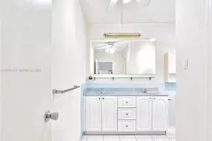 7102 NW 71st St, Tamarac, FL 33321 - Photo 13