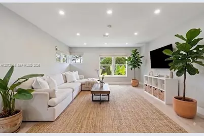 10650 NE 11th Ct, Miami Shores, FL 33138 - Photo 5