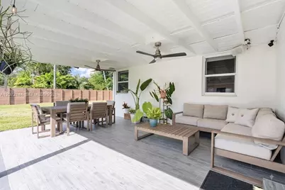 10650 NE 11th Ct, Miami Shores, FL 33138 - Photo 23