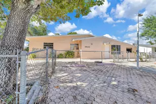 3840 SW 31st Ct, West Park, FL 33023 - Photo 5