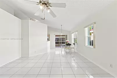 7336 Granada Way, Margate, FL 33063 - Photo 17
