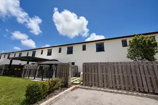 23060 SW 99th Ct, Cutler Bay, FL 33190 - Photo 5