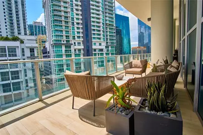 1100 S Miami Ave #1008, Miami, FL 33130 - Photo 23
