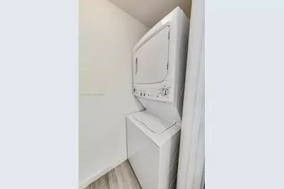 1100 S Miami Ave #1008, Miami, FL 33130 - Photo 7