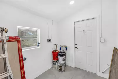 1325 NW 113th Ter, Miami, FL 33167 - Photo 21