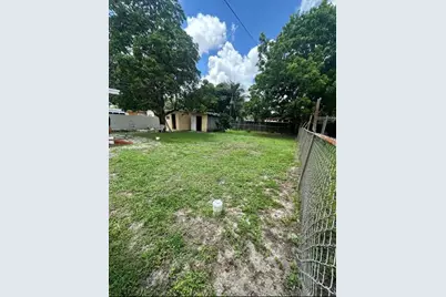 1245 NW 126th St, North Miami, FL 33167 - Photo 13