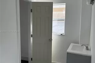 1245 NW 126th St, North Miami, FL 33167 - Photo 11