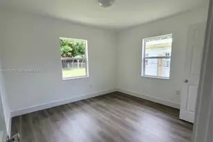 1245 NW 126th St, North Miami, FL 33167 - Photo 5