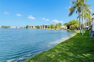 20005 NE 3rd Ct, Miami, FL 33179 - Photo 3