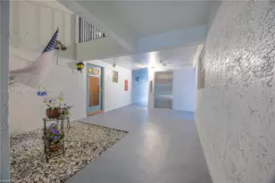 8002 Lagos De Campo Blvd, Tamarac, FL 33321 - Photo 27