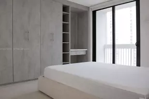 540 Brickell Key Dr, Miami, FL 33131 - Photo 13
