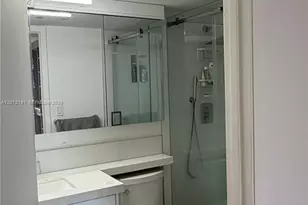 540 Brickell Key Dr, Miami, FL 33131 - Photo 13