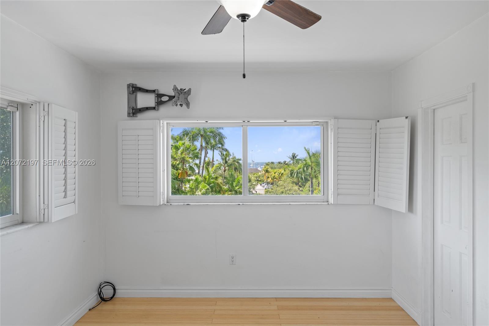 2539 S Bayshore Dr #PH2F - 2539 S Bayshore Dr #PH2F, Miami, FL 33133 Luxury Property | Jose Angel Pina