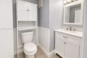 510 NW 103rd Terrace, Pembroke Pines, FL 33026 - Photo 13