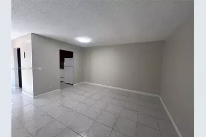 7280 NW 38th St #A2, Hollywood, FL 33024 - Photo 5