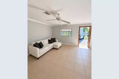 2221 NW 30th Way, Fort Lauderdale, FL 33311 - Photo 9