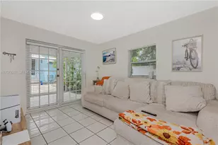 334 E 11th St, Hialeah, FL 33010 - Photo 27