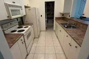 2245 NE 42nd Ave, Homestead, FL 33033 - Photo 9