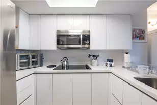 2951 S Bayshore Dr, Miami, FL 33133 - Photo 3